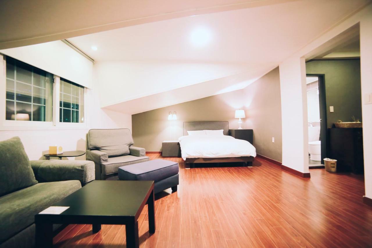 Gonggan Residence Hotel Geoje Εξωτερικό φωτογραφία
